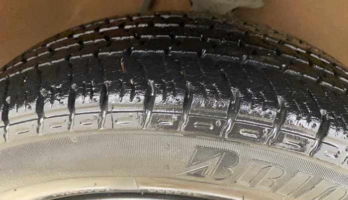 2017 Maruti Alto K10 VXI (O), Petrol, Manual, 15,705 km, Right Front Tyre Tread