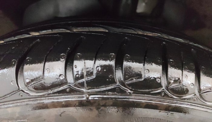 2021 Ford Ecosport TITANIUM 1.5L PETROL, Petrol, Manual, 30,920 km, Left Front Tyre Tread