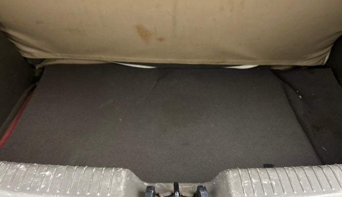 2013 Hyundai i10 SPORTZ 1.2, Petrol, Manual, 45,661 km, Boot Inside