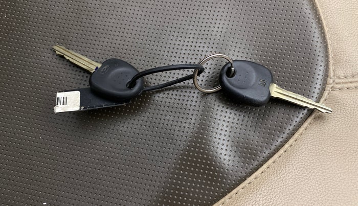 2013 Hyundai i10 SPORTZ 1.2, Petrol, Manual, 45,661 km, Key Close Up