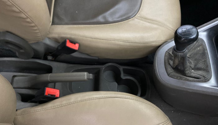 2013 Hyundai i10 SPORTZ 1.2, Petrol, Manual, 45,661 km, Gear Lever