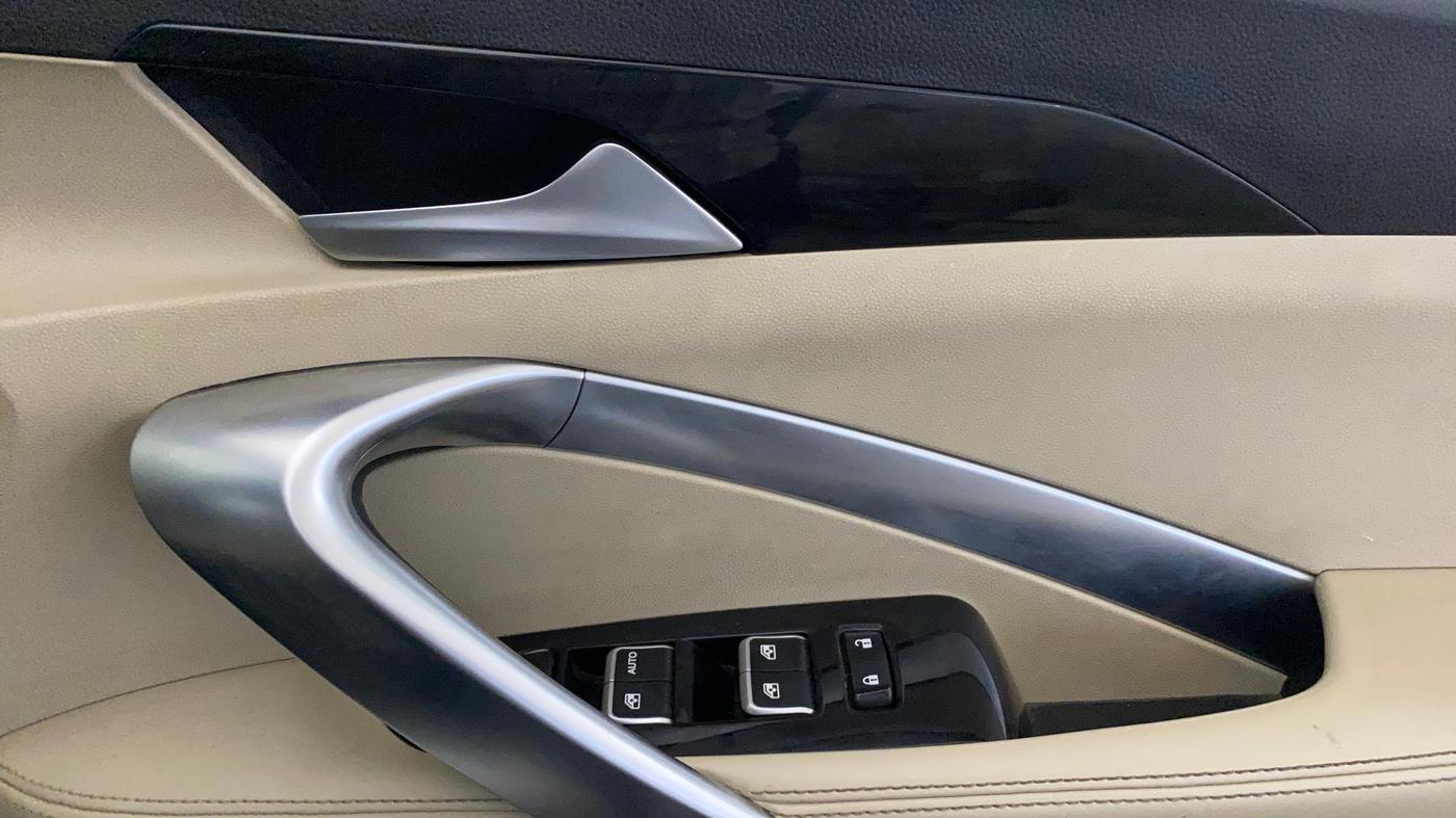 2022 MG HECTOR SHARP 2.0 DIESEL, Diesel, Manual, 94,525 km, Driver Side Door Panels Control
