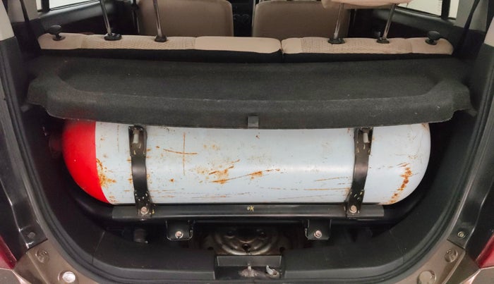 2018 Maruti Wagon R 1.0 LXI CNG, CNG, Manual, 96,300 km, Boot Inside