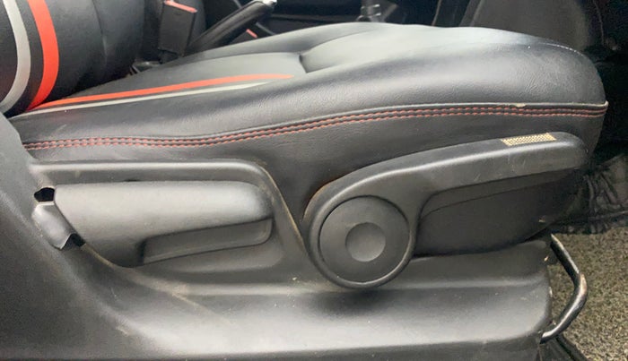 2014 Maruti Swift ZXI, Petrol, Manual, 80,033 km, Driver Side Adjustment Panel