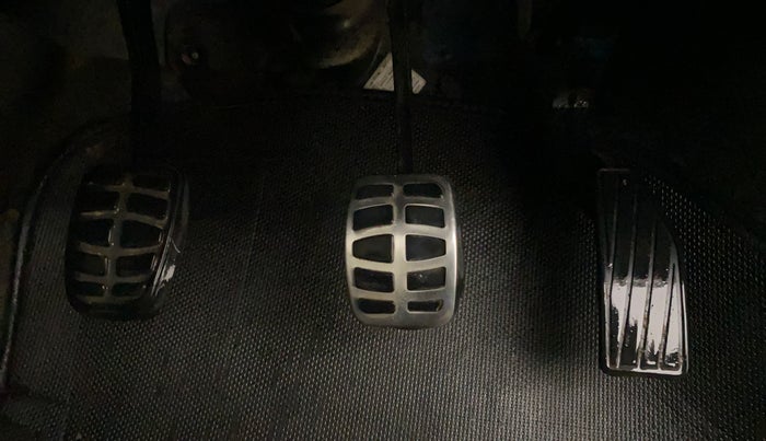 2015 Maruti Celerio VXI, Petrol, Manual, 77,665 km, Pedals