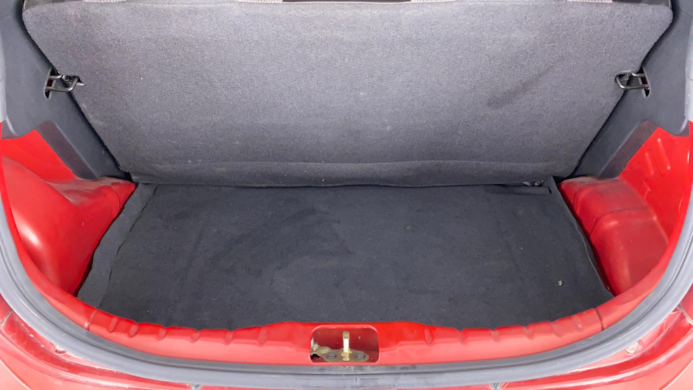 2013 Hyundai Eon ERA PLUS, Petrol, Manual, 35,414 km, Boot Inside