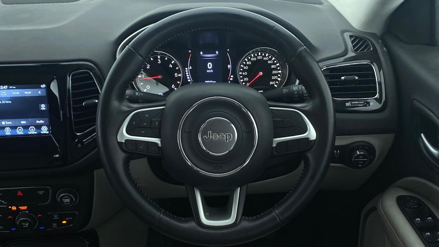 2017 Jeep Compass 2.0 LIMITED, Diesel, Manual, 25,656 km, Steering Wheel Close Up