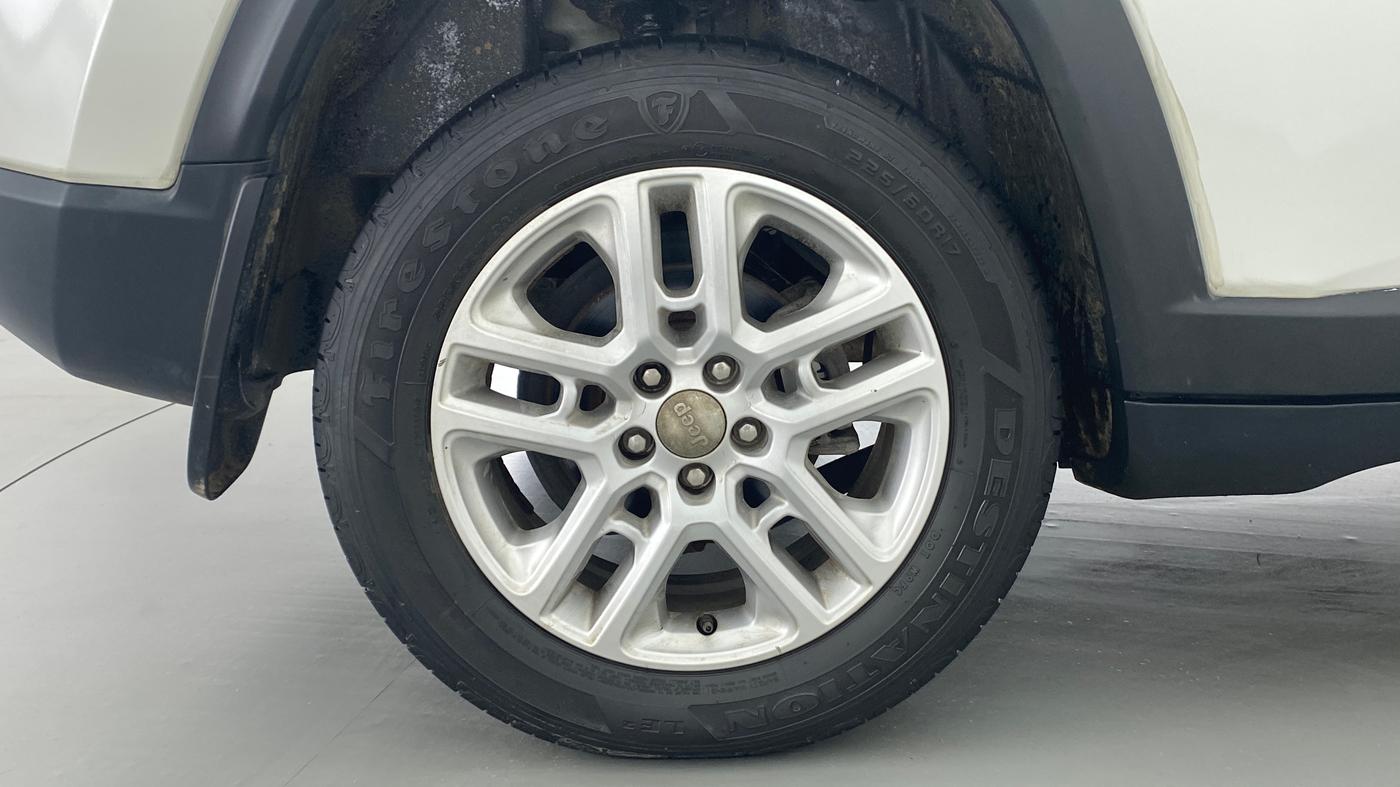 2017 Jeep Compass 2.0 LIMITED, Diesel, Manual, 25,656 km, Right Rear Wheel