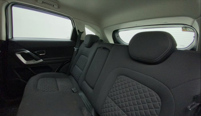 2022 Tata Harrier XT 2.0L KRYOTEC, Diesel, Manual, 35,606 km, Right Side Rear Door Cabin