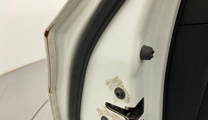 2022 Tata Harrier XT 2.0L KRYOTEC, Diesel, Manual, 35,606 km, Rear left door - Slight discoloration