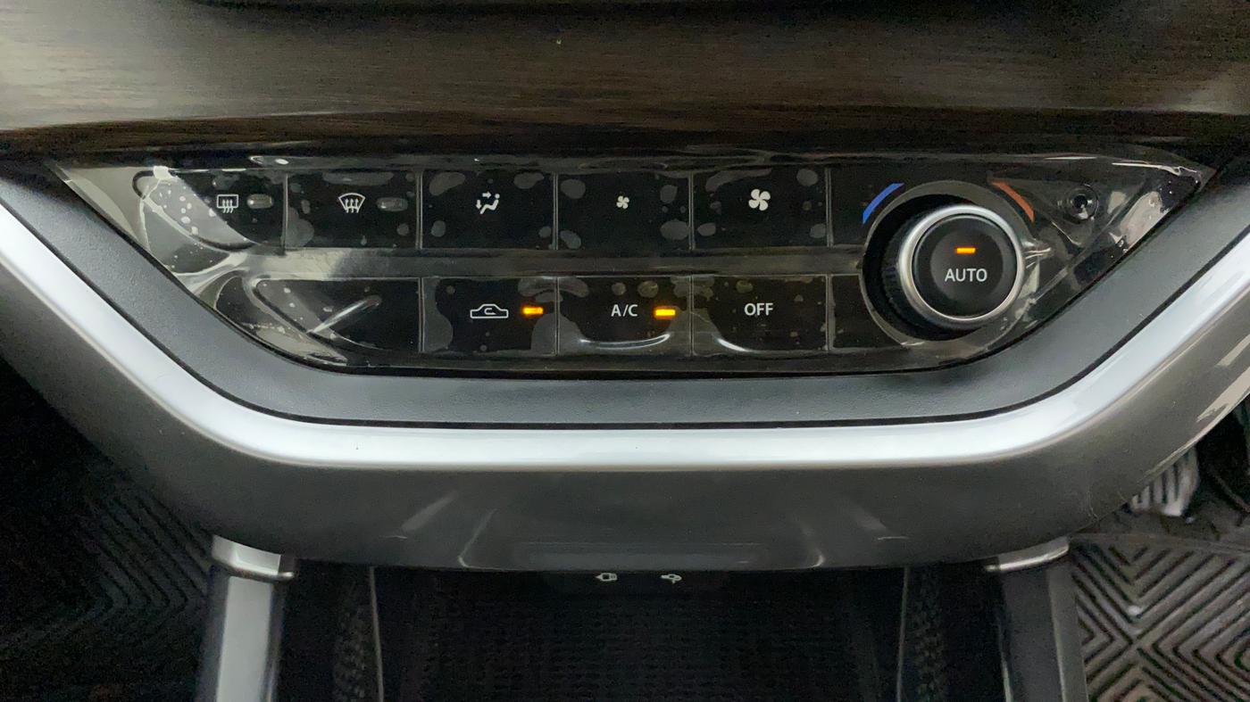2022 Tata Harrier XT 2.0L KRYOTEC, Diesel, Manual, 35,606 km, Automatic Climate Control
