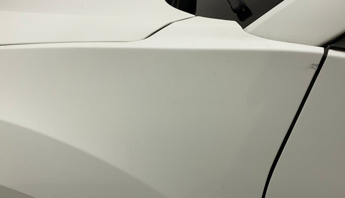 2022 Tata Harrier XT 2.0L KRYOTEC, Diesel, Manual, 35,606 km, Left fender - Slight discoloration