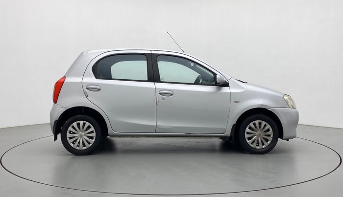 2012 Toyota Etios Liva G, Petrol, Manual, 42,595 km, Right Side View