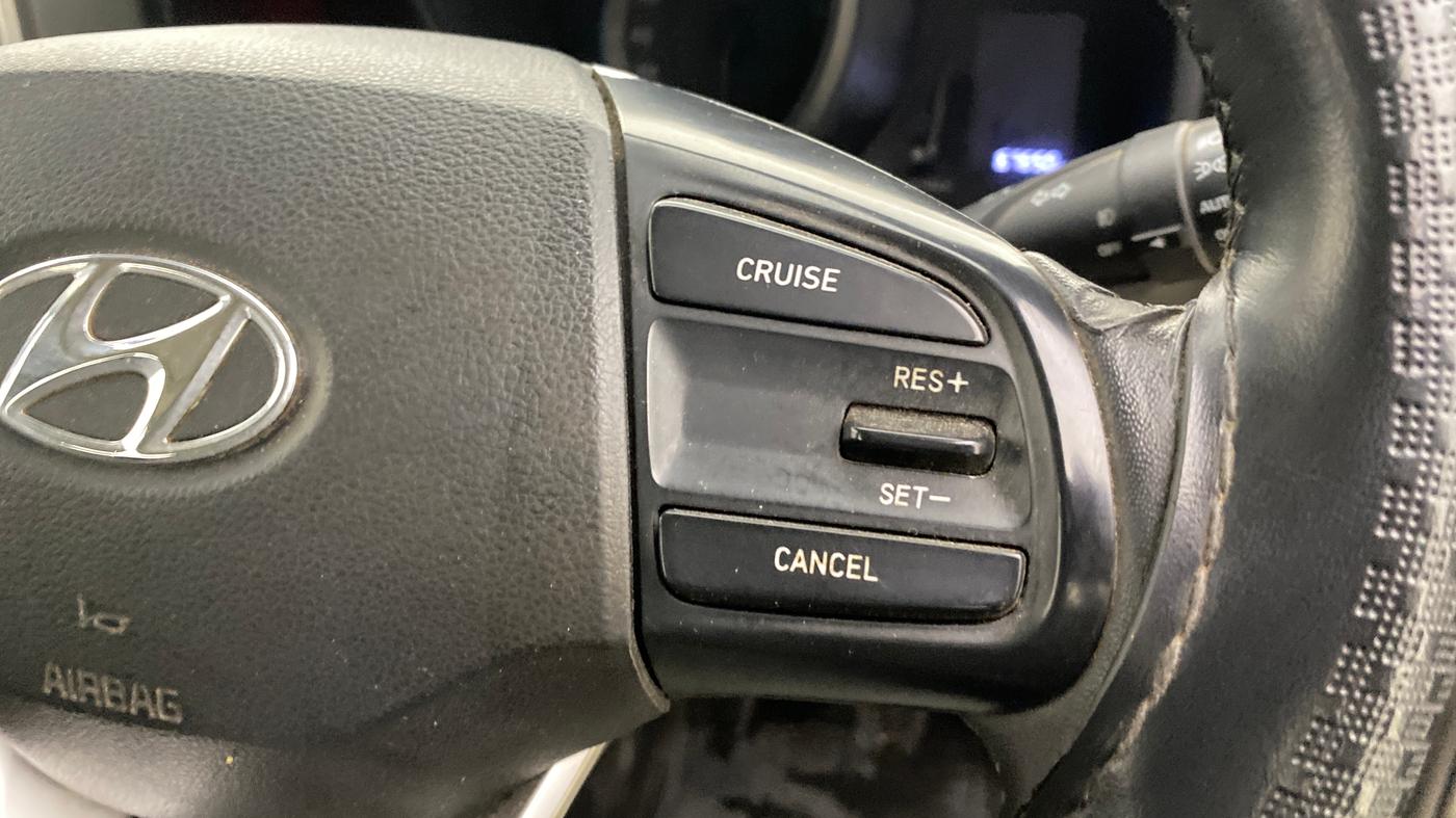 2019 Hyundai VENUE SX 1.0 TURBO, Petrol, Manual, 67,653 km, Adaptive Cruise Control