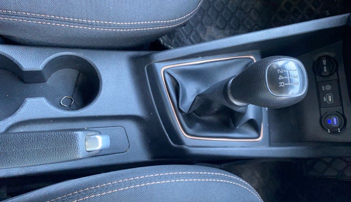 2018 Hyundai i20 Active 1.2 S, Petrol, Manual, 80,177 km, Gear Lever