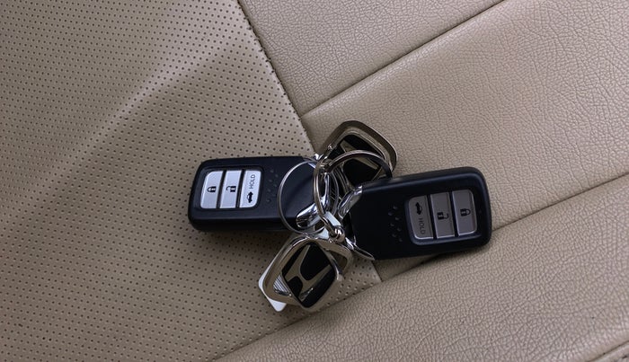 2022 Honda City 1.5L I-VTEC VX, Petrol, Manual, 66,839 km, Key Close Up