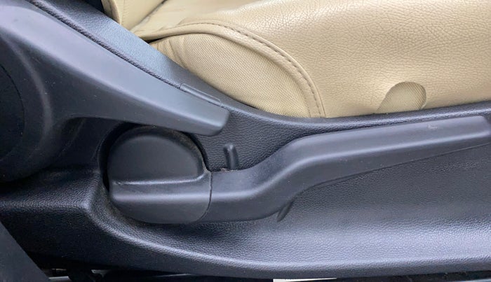 2022 Honda City 1.5L I-VTEC VX, Petrol, Manual, 66,839 km, Driver Side Adjustment Panel