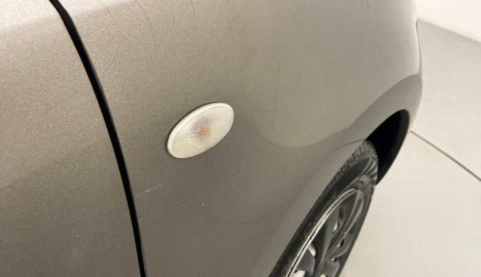 2021 Maruti Swift LXI, Petrol, Manual, 13,113 km, Right fender - Minor scratches