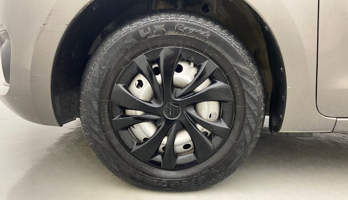 2021 Maruti Swift LXI, Petrol, Manual, 13,113 km, Left Front Wheel
