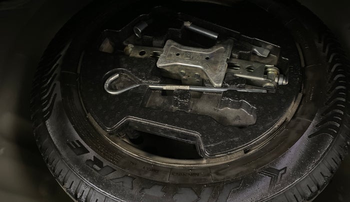 2020 Maruti Vitara Brezza LXI, Petrol, Manual, 69,679 km, Spare Tyre