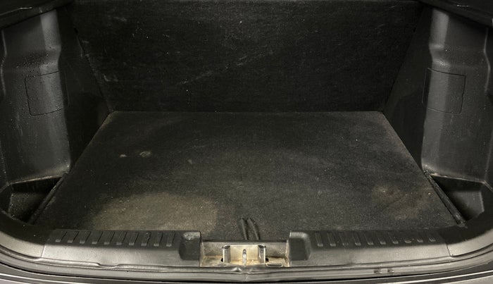 2020 Maruti Vitara Brezza LXI, Petrol, Manual, 69,679 km, Boot Inside