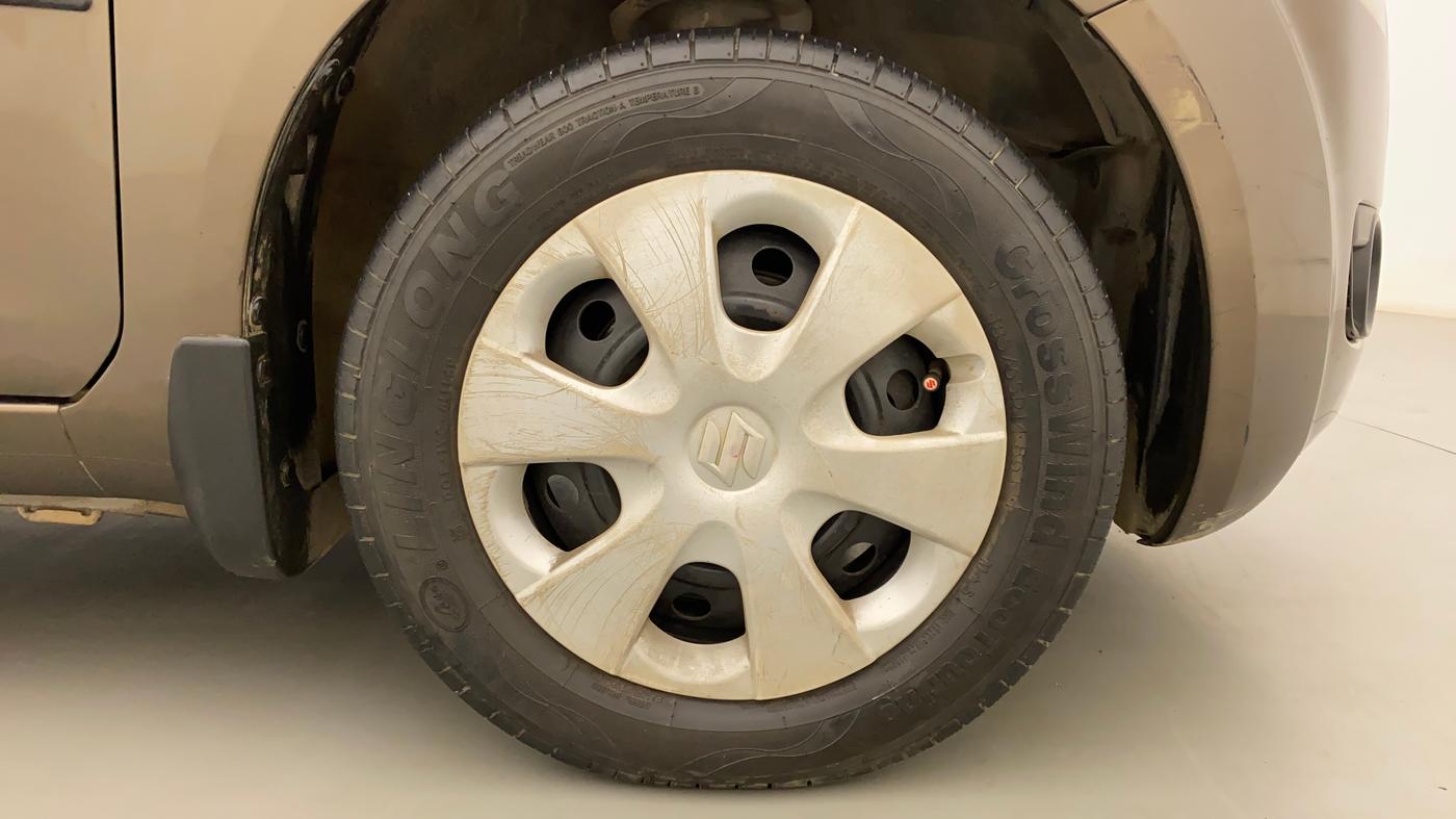 2011 Maruti Ritz VDI, Diesel, Manual, 1,33,548 km, Right Front Wheel
