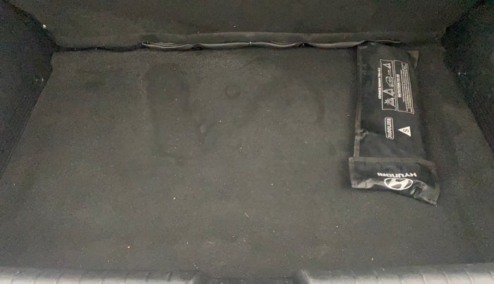 2023 Hyundai NEW I20 SPORTZ 1.2 MT, Petrol, Manual, 24,464 km, Boot Inside