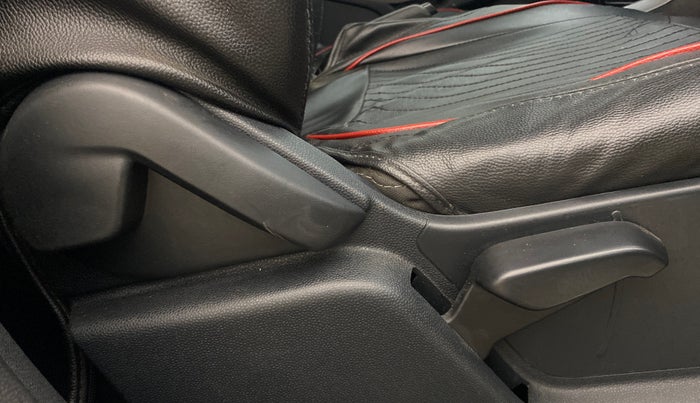 2019 Ford Ecosport TREND + 1.5L PETROL AT, Petrol, Automatic, 56,737 km, Driver Side Adjustment Panel