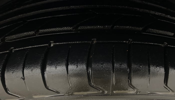 2019 Ford Ecosport TREND + 1.5L PETROL AT, Petrol, Automatic, 56,737 km, Left Front Tyre Tread