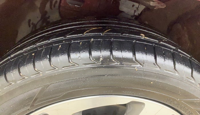 2014 Hyundai Elite i20 ASTA 1.2, Petrol, Manual, 57,462 km, Left Front Tyre Tread