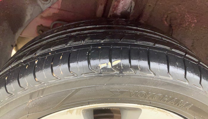 2014 Hyundai Elite i20 ASTA 1.2, Petrol, Manual, 57,462 km, Right Rear Tyre Tread