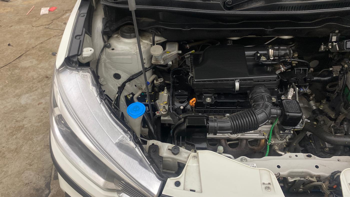 2023 Maruti Ertiga VXI AT SHVS, Petrol, Automatic, 30,179 km, Engine View - Right