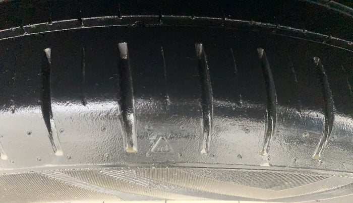 2019 Toyota Glanza G ISG, Petrol, Manual, 36,117 km, Left Rear Tyre Tread