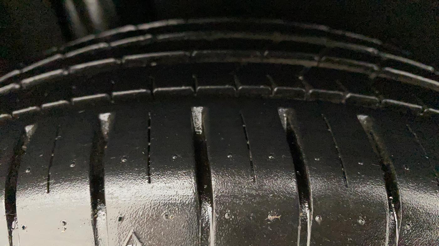 2021 Maruti Baleno ZETA PETROL 1.2, Petrol, Manual, 2,043 km, Right Rear Tyre Tread