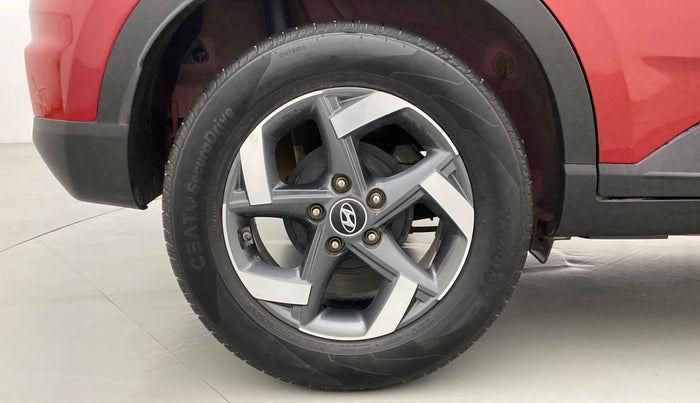 2020 Hyundai VENUE SX (O) 1.5 CRDI, Diesel, Manual, 43,055 km, Right Rear Wheel