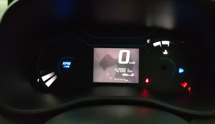 2020 Renault Kwid RXT 1.0 (O), Petrol, Manual, 42,876 km, Odometer Image