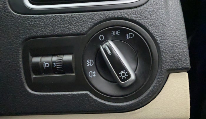 2013 Volkswagen Polo HIGHLINE1.2L, Petrol, Manual, 68,125 km, Dashboard - Headlight height adjustment not working