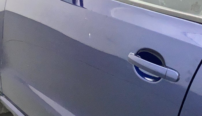 2013 Volkswagen Polo HIGHLINE1.2L, Petrol, Manual, 68,125 km, Front passenger door - Slightly dented