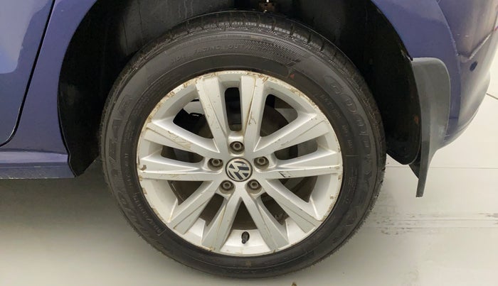 2013 Volkswagen Polo HIGHLINE1.2L, Petrol, Manual, 68,125 km, Left Rear Wheel