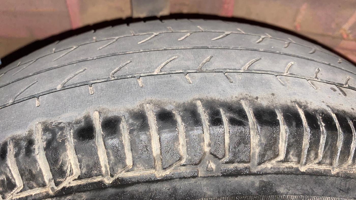 2018 Tata Tiago XE PETROL, Petrol, Manual, 50,624 km, Right Rear Tyre Tread