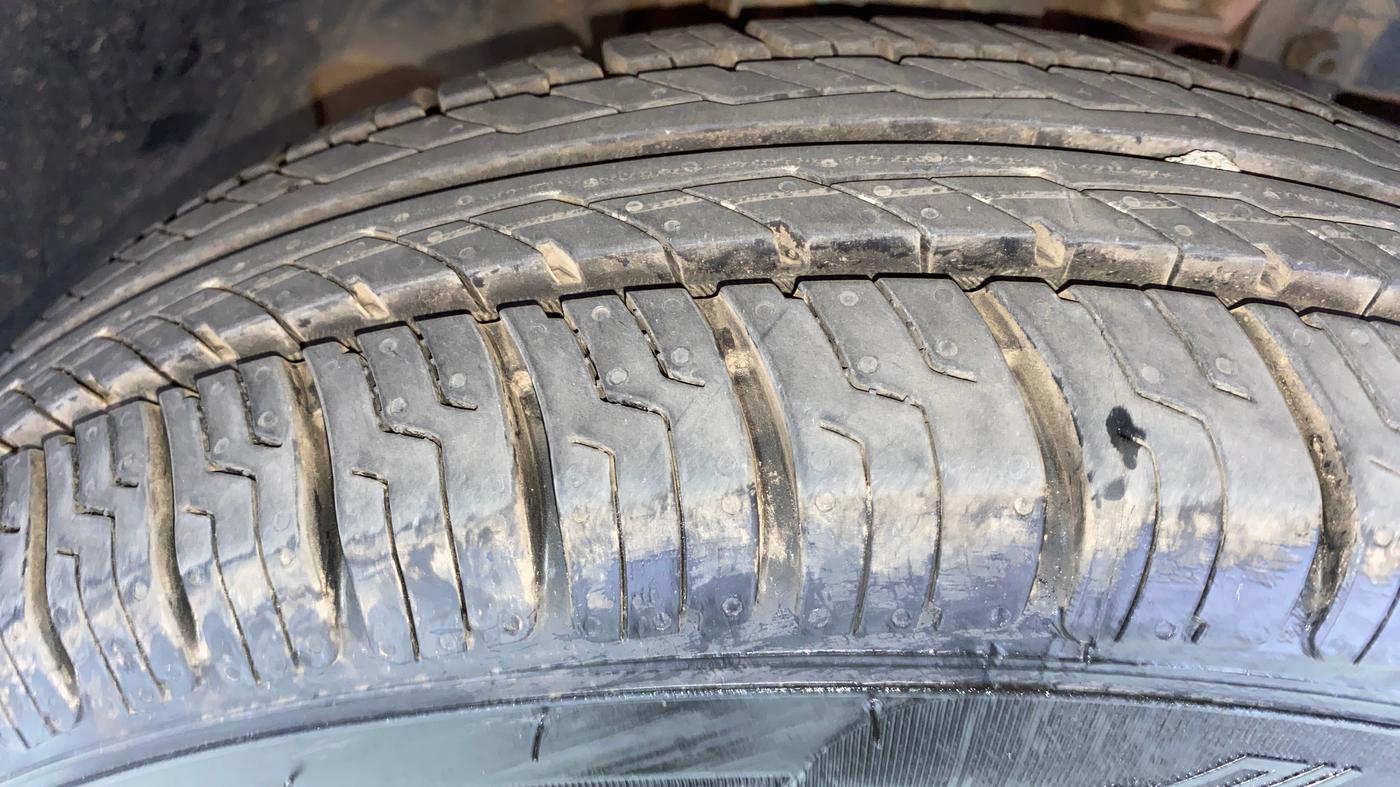 2018 Tata Tiago XE PETROL, Petrol, Manual, 50,624 km, Right Front Tyre Tread