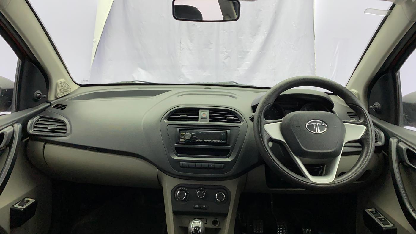 2018 Tata Tiago XE PETROL, Petrol, Manual, 50,624 km, Dashboard