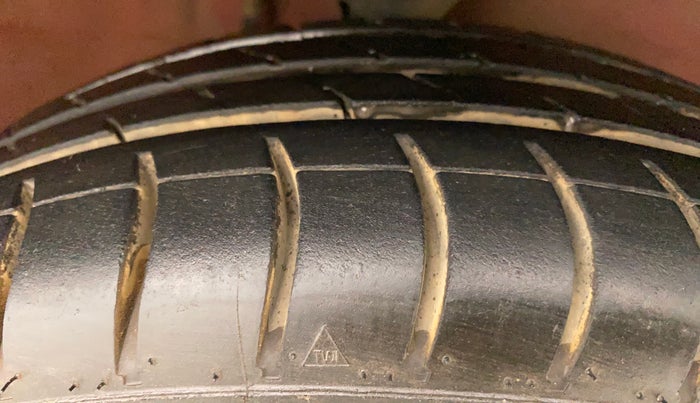2011 Maruti Alto K10 VXI, Petrol, Manual, 37,776 km, Right Front Tyre Tread