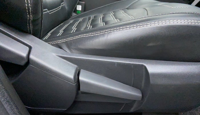 2021 Renault Kiger RXT 1.0 MT, Petrol, Manual, 7,145 km, Driver Side Adjustment Panel