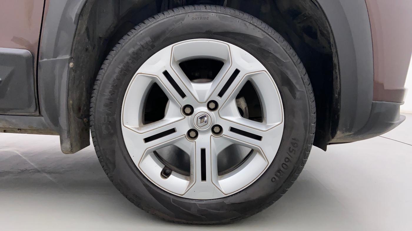 2021 Renault Kiger RXT 1.0 MT, Petrol, Manual, 7,145 km, Right Front Wheel