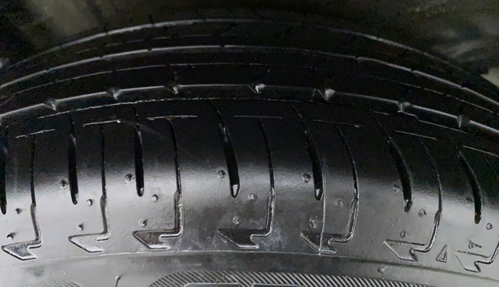 2021 Maruti IGNIS ZETA 1.2 K12 AMT, Petrol, Automatic, 1,568 km, Left Rear Tyre Tread