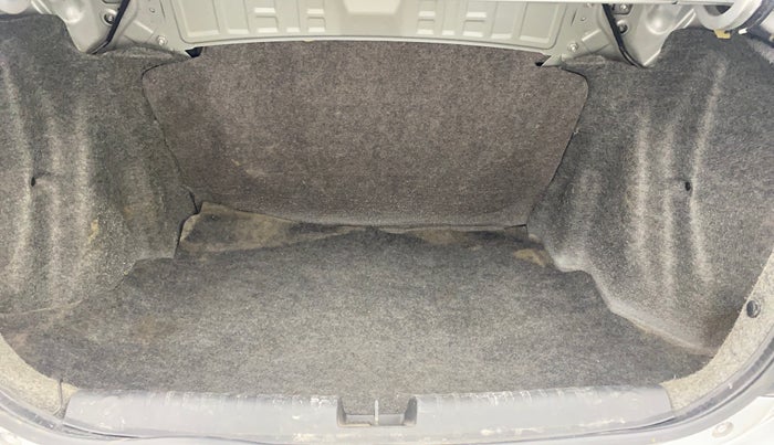 2017 Honda Amaze 1.2L I-VTEC S AT, Petrol, Automatic, 69,570 km, Boot Inside