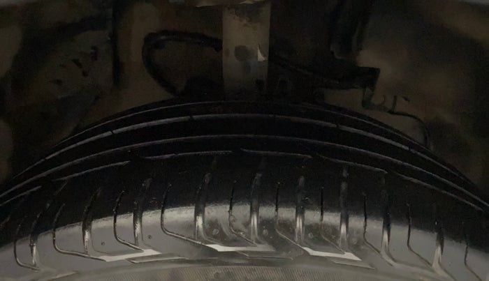 2021 Tata NEXON XZ PETROL, Petrol, Manual, 35,660 km, Right Front Tyre Tread