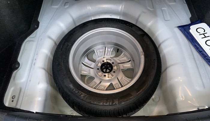 2019 Hyundai New Elantra 2.0 S PETROL, Petrol, Manual, 61,665 km, Spare Tyre