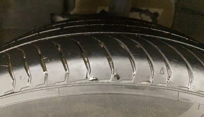 2025 Tata NEXON Fearless Plus (PS) 1.2 iCNG 6MT Dual Tone, CNG, Manual, 15,521 km, Left Front Tyre Tread